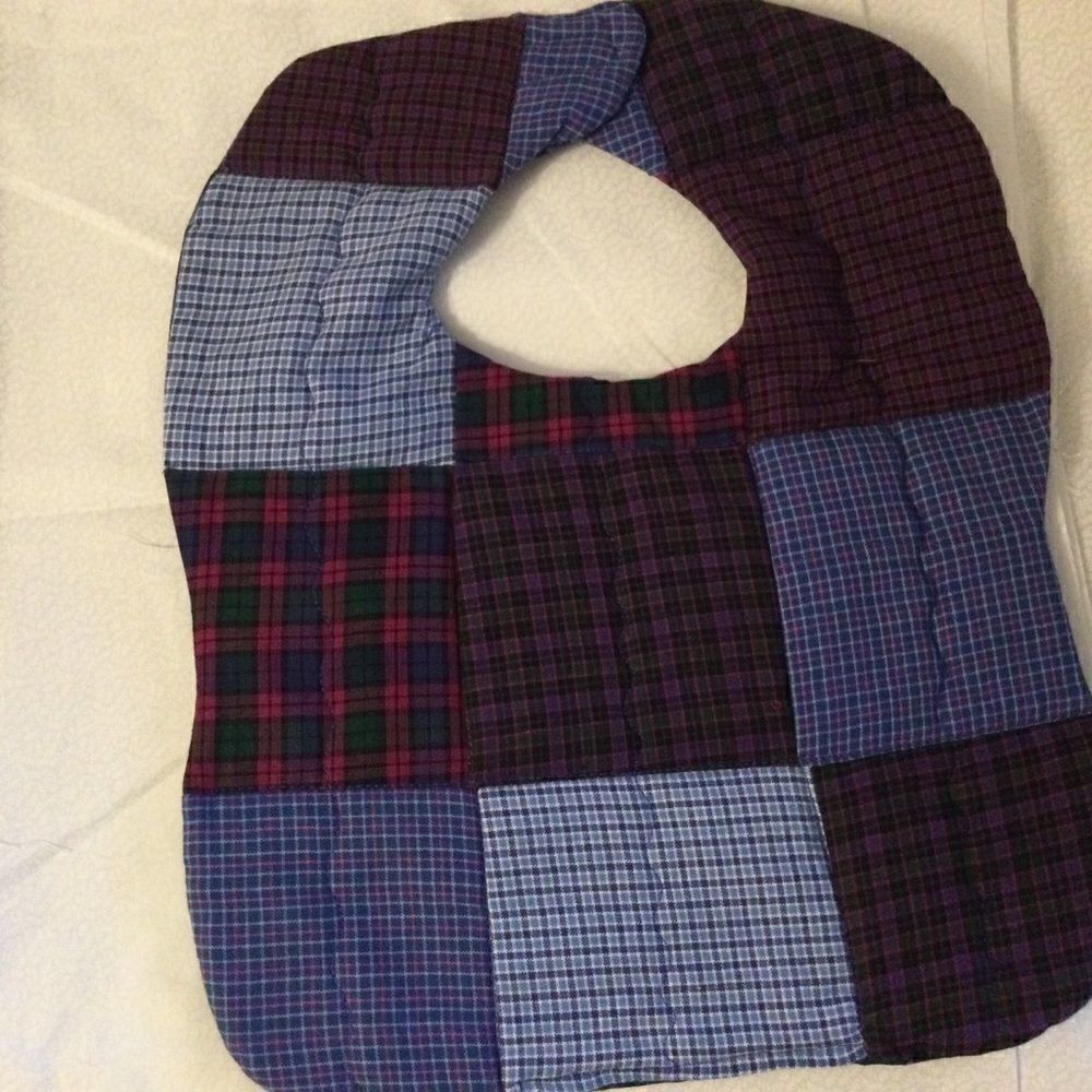 3/$25 or $12 ea.  NWT. Handmade Quilted Reversible Bib.